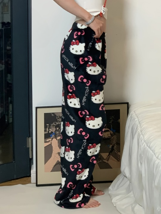 Hello Kitty Plush Pajama Pants – Cozy Cartoon Lounge Bottoms for Women&Men