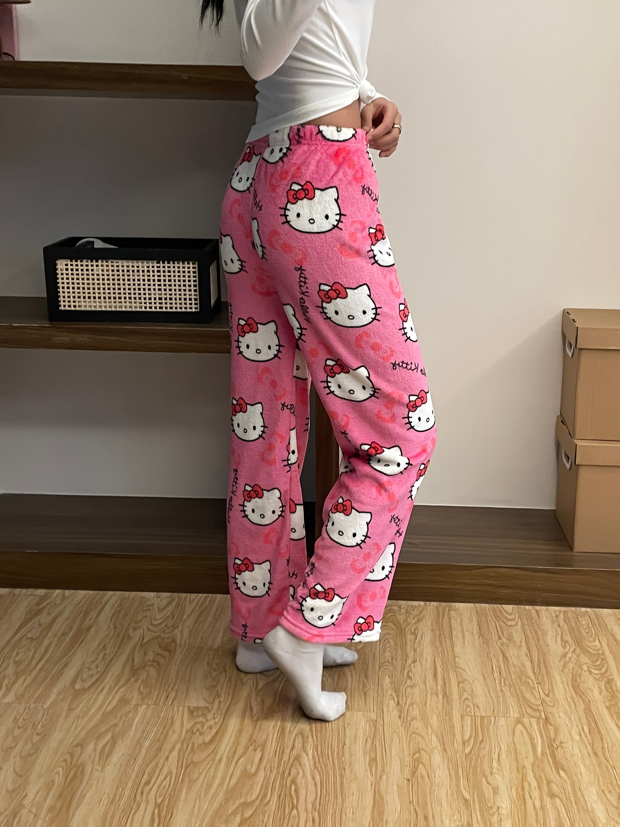 Hello Kitty Plush Pajama Pants – Cozy Cartoon Lounge Bottoms for Women&Men