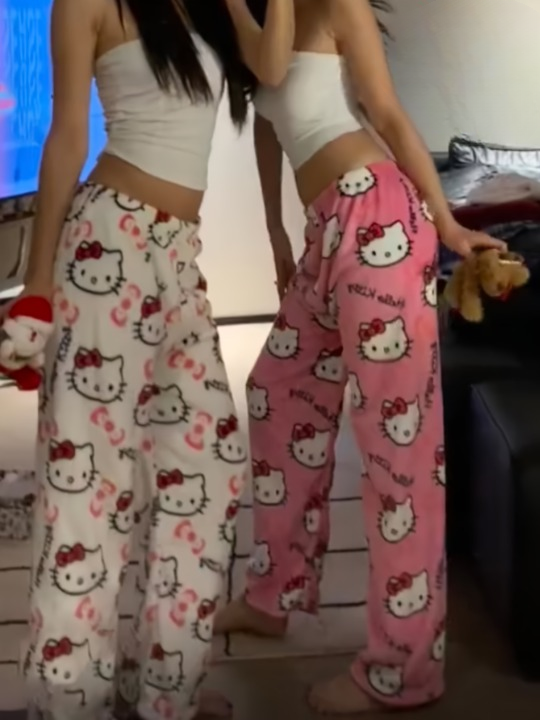 Hello Kitty Plush Pajama Pants – Cozy Cartoon Lounge Bottoms for Women&Men