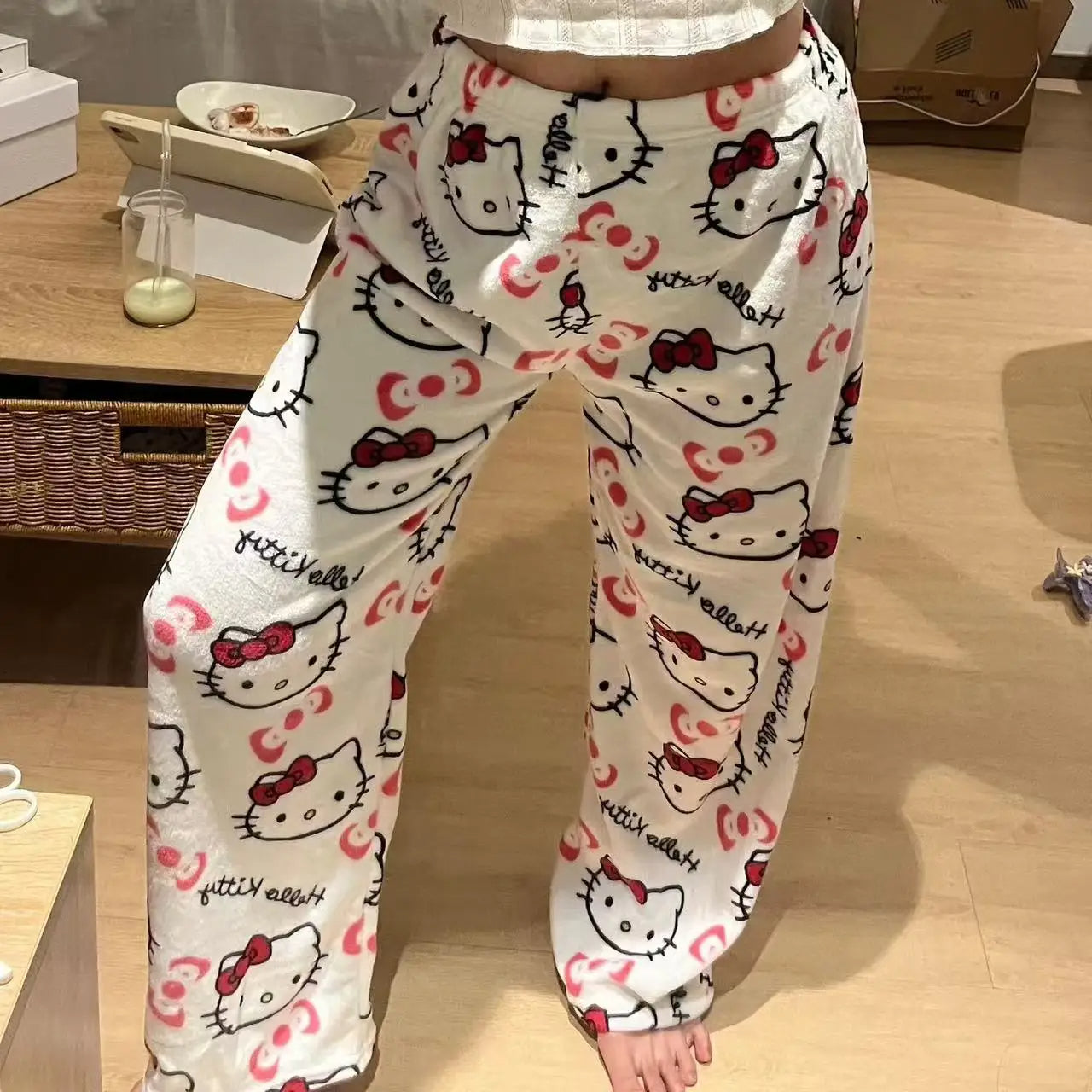 Hello Kitty Plush Pajama Pants – Cozy Cartoon Lounge Bottoms for Women&Men