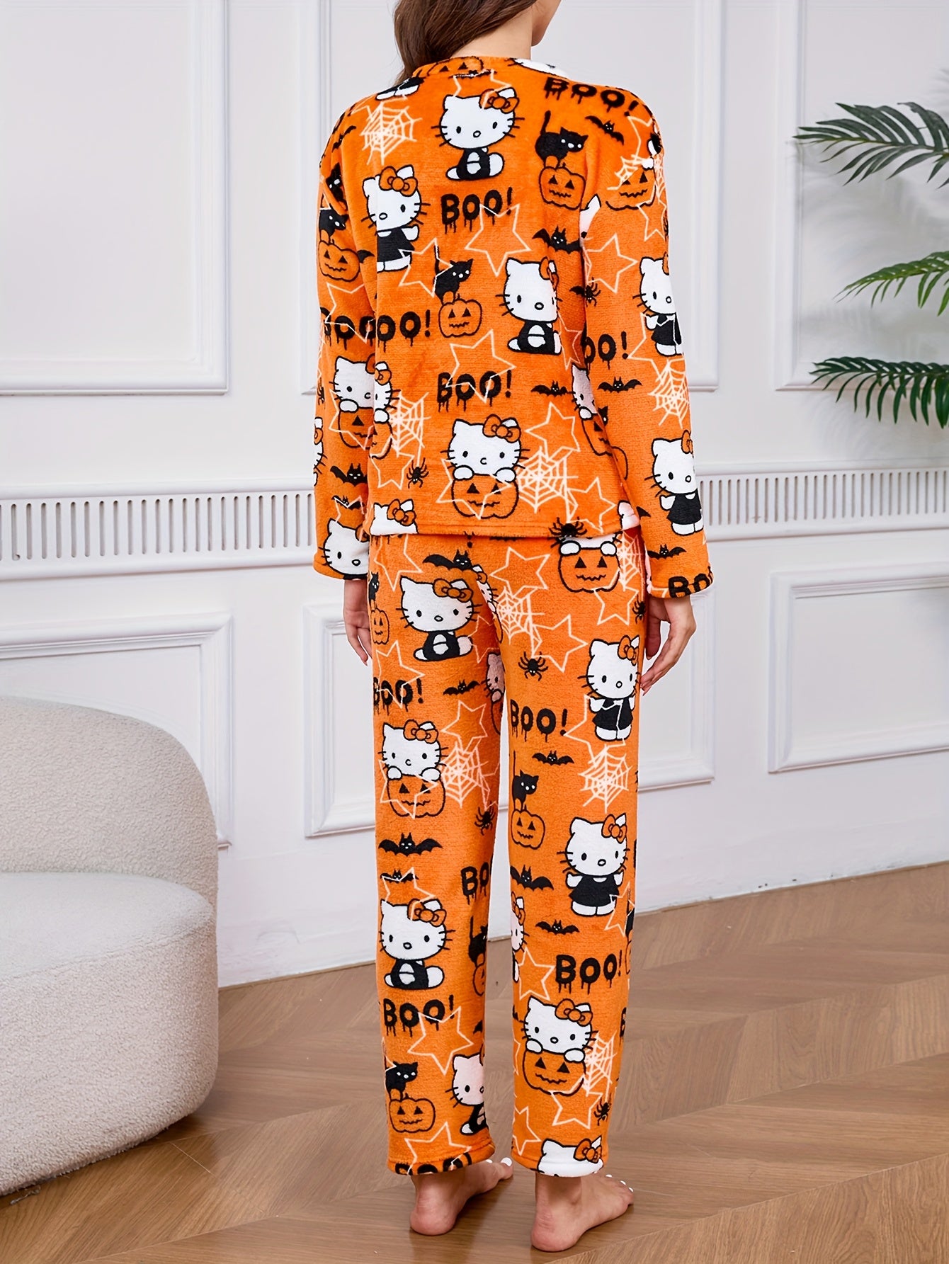 Hello Kitty Loungewear Set – Cozy Cartoon Pajamas for Women